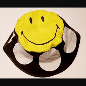 BSR Smileyx by Samii Ryan Smiley On Top Black Daisy Bucket Hat OSFM